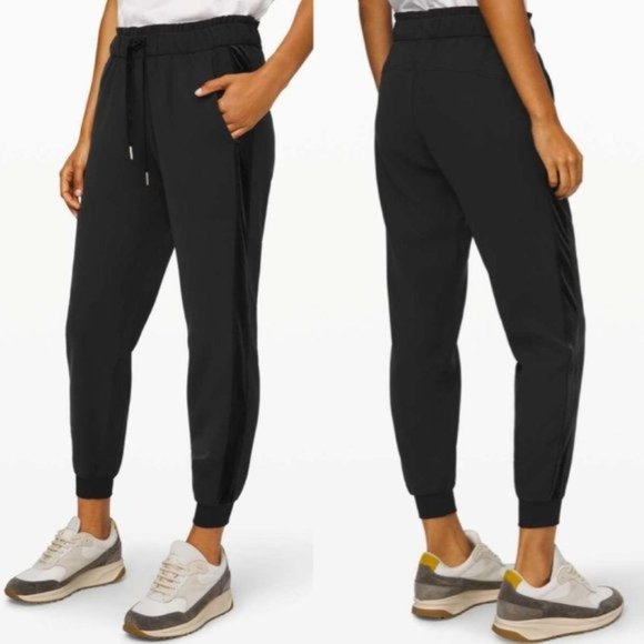 lululemon athletica Pants - Lululemon On The Fly Joggers Velvet Black Pants